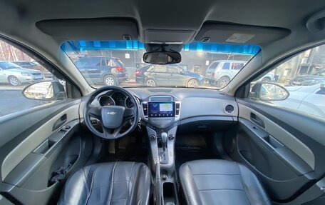 Chevrolet Cruze II, 2010 год, 730 000 рублей, 6 фотография