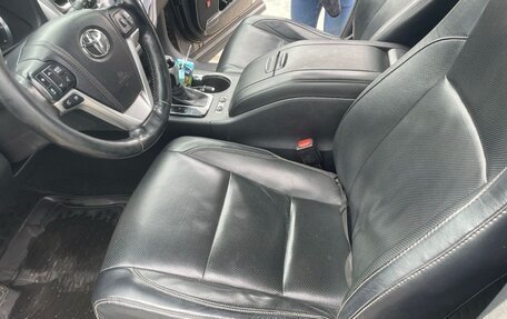 Toyota Highlander III, 2014 год, 2 400 000 рублей, 9 фотография