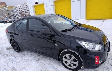 Hyundai Solaris II рестайлинг, 2013 год, 600 000 рублей, 3 фотография