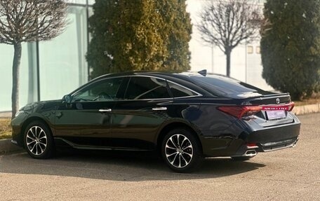 Toyota Avalon, 2022 год, 3 550 000 рублей, 4 фотография