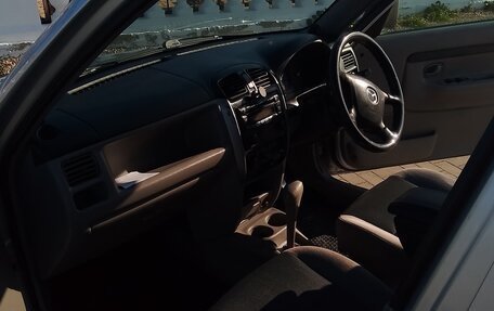 Mazda Demio III (DE), 2002 год, 285 000 рублей, 16 фотография