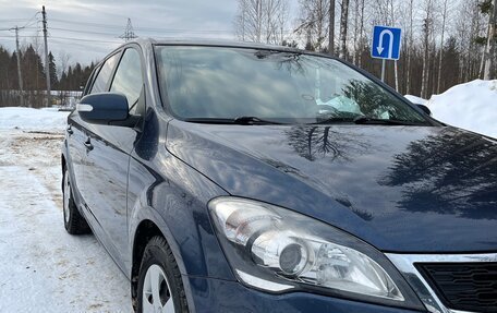 KIA cee'd I рестайлинг, 2011 год, 800 000 рублей, 9 фотография