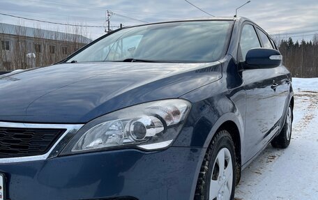 KIA cee'd I рестайлинг, 2011 год, 800 000 рублей, 7 фотография