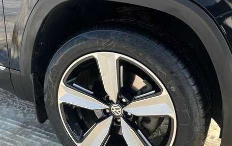 Volkswagen Teramont I, 2018 год, 2 980 000 рублей, 8 фотография