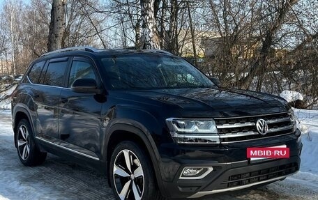 Volkswagen Teramont I, 2018 год, 2 980 000 рублей, 6 фотография