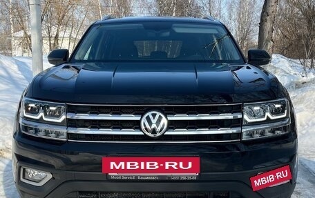 Volkswagen Teramont I, 2018 год, 2 980 000 рублей, 4 фотография