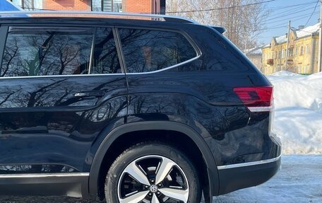 Volkswagen Teramont I, 2018 год, 2 980 000 рублей, 19 фотография