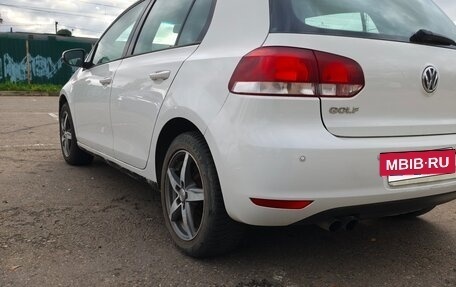 Volkswagen Golf VI, 2011 год, 800 000 рублей, 7 фотография