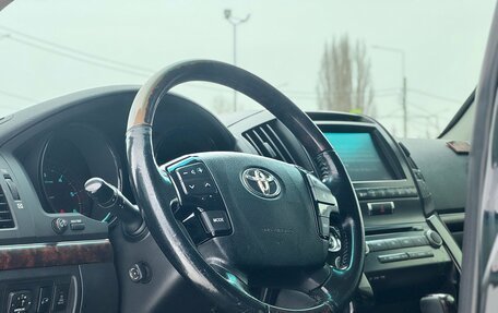 Toyota Land Cruiser 200, 2008 год, 2 490 000 рублей, 10 фотография