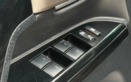 Toyota Land Cruiser 200, 2008 год, 2 490 000 рублей, 26 фотография