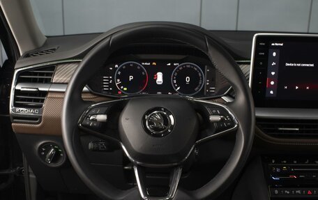 Skoda Kodiaq I, 2023 год, 4 957 000 рублей, 11 фотография