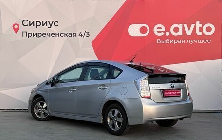 Toyota Prius, 2010 год, 900 000 рублей, 4 фотография