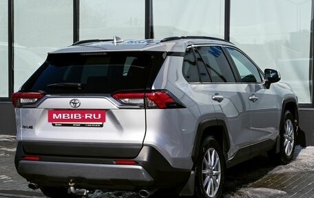 Toyota RAV4, 2020 год, 3 150 000 рублей, 5 фотография