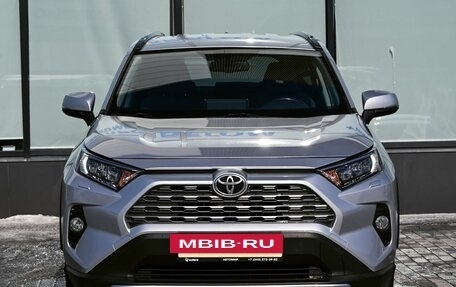 Toyota RAV4, 2020 год, 3 150 000 рублей, 8 фотография