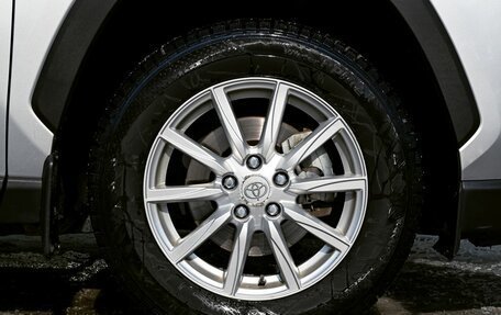Toyota RAV4, 2020 год, 3 150 000 рублей, 21 фотография
