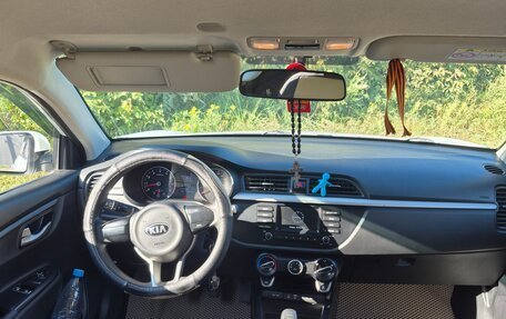 KIA Rio IV, 2018 год, 1 200 000 рублей, 8 фотография