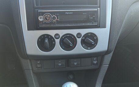 Ford Focus II рестайлинг, 2006 год, 200 000 рублей, 7 фотография