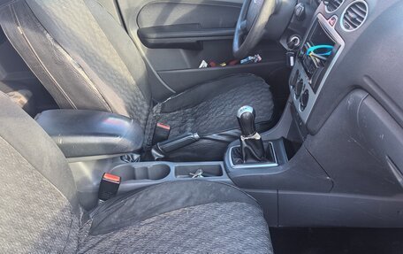 Ford Focus II рестайлинг, 2006 год, 200 000 рублей, 8 фотография