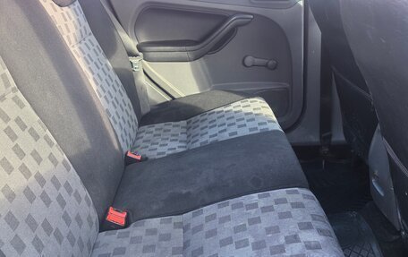 Ford Focus II рестайлинг, 2006 год, 200 000 рублей, 10 фотография