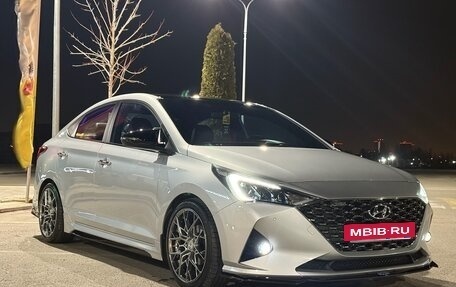 Hyundai Solaris II рестайлинг, 2020 год, 2 650 000 рублей, 4 фотография