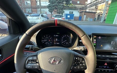 Hyundai Solaris II рестайлинг, 2020 год, 2 650 000 рублей, 14 фотография