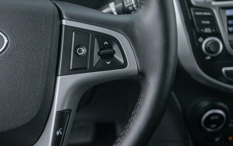 Hyundai Solaris II рестайлинг, 2015 год, 997 000 рублей, 13 фотография