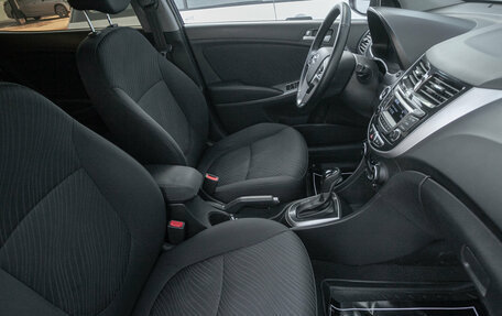 Hyundai Solaris II рестайлинг, 2015 год, 997 000 рублей, 19 фотография