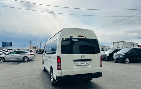 Toyota HiAce H200, 2015 год, 3 799 000 рублей, 4 фотография