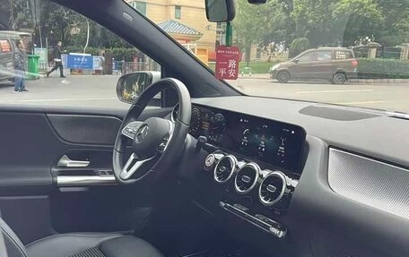 Mercedes-Benz B-Класс, 2022 год, 2 450 000 рублей, 7 фотография