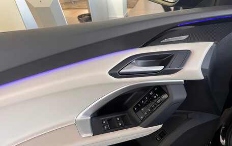 Audi Q5, 2025 год, 11 250 000 рублей, 14 фотография