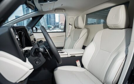 Lexus LM, 2026 год, 18 900 000 рублей, 9 фотография