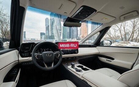 Lexus LM, 2026 год, 18 900 000 рублей, 11 фотография