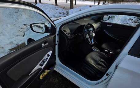 Hyundai Solaris II рестайлинг, 2011 год, 600 000 рублей, 9 фотография