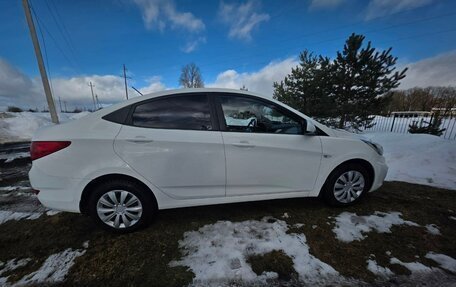 Hyundai Solaris II рестайлинг, 2011 год, 600 000 рублей, 7 фотография