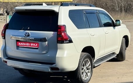 Toyota Land Cruiser Prado 150 рестайлинг 2, 2018 год, 5 000 000 рублей, 4 фотография