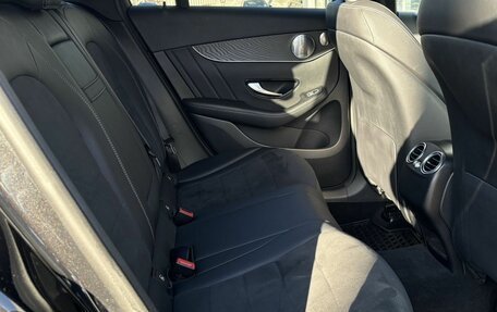 Mercedes-Benz GLC, 2019 год, 3 000 000 рублей, 18 фотография