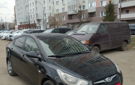 Hyundai Solaris II рестайлинг, 2014 год, 610 000 рублей, 1 фотография