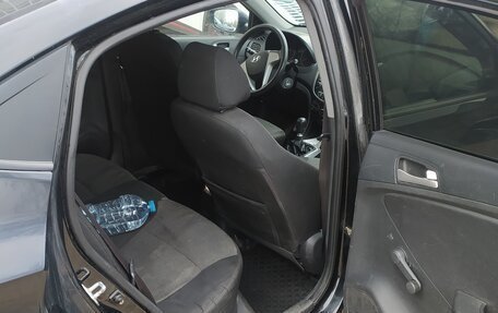 Hyundai Solaris II рестайлинг, 2014 год, 610 000 рублей, 13 фотография