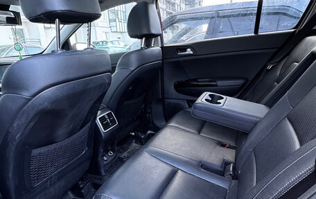 KIA Sportage IV рестайлинг, 2018 год, 2 350 000 рублей, 10 фотография