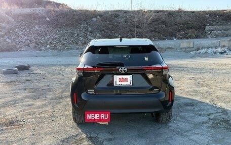 Toyota Yaris Cross, 2021 год, 2 300 000 рублей, 5 фотография