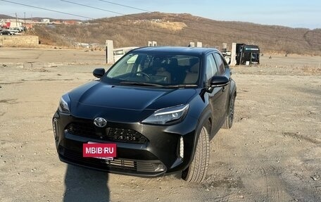 Toyota Yaris Cross, 2021 год, 2 300 000 рублей, 2 фотография