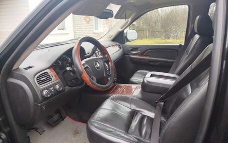 Chevrolet Tahoe III, 2008 год, 1 500 000 рублей, 2 фотография