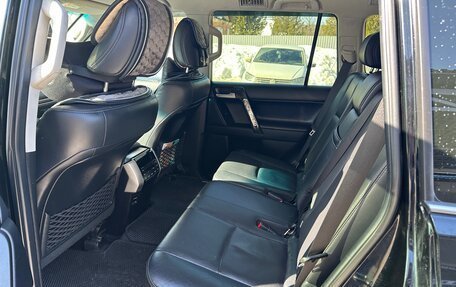 Toyota Land Cruiser Prado 150 рестайлинг 2, 2018 год, 5 350 000 рублей, 9 фотография