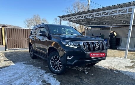 Toyota Land Cruiser Prado 150 рестайлинг 2, 2018 год, 5 350 000 рублей, 3 фотография