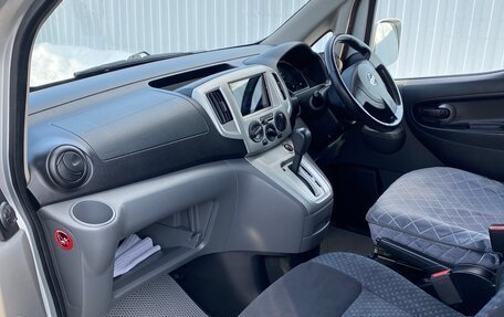 Nissan NV200, 2017 год, 1 600 000 рублей, 5 фотография