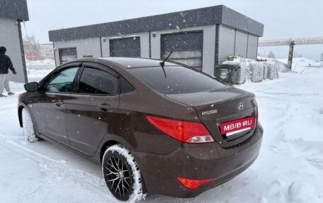 Hyundai Solaris II рестайлинг, 2015 год, 950 000 рублей, 7 фотография