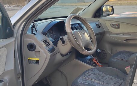 Hyundai Tucson III, 2004 год, 590 000 рублей, 2 фотография