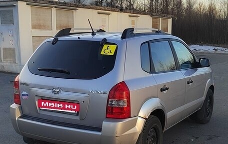 Hyundai Tucson III, 2004 год, 590 000 рублей, 7 фотография