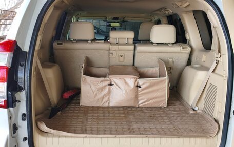 Toyota Land Cruiser Prado 150 рестайлинг 2, 2014 год, 3 950 000 рублей, 6 фотография