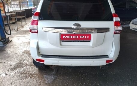 Toyota Land Cruiser Prado 150 рестайлинг 2, 2014 год, 3 950 000 рублей, 2 фотография